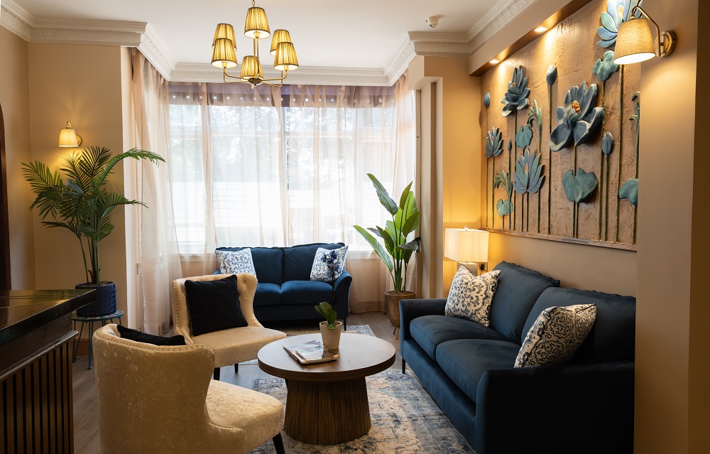 Heathrow Slough Hotel & Suites - Avida Studios-11