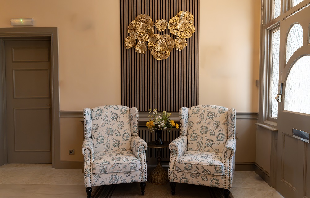 Heathrow Slough Hotel & Suites - Avida Studios-13