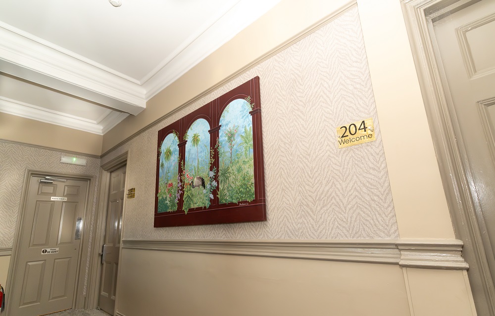 Heathrow Slough Hotel & Suites - Avida Studios-34